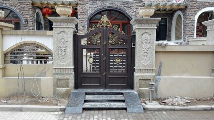 <b>濰坊鋁藝大門外觀美的體現？</b>